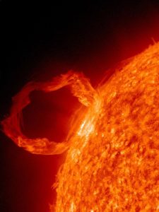 Eruption solaire vue depuis l'espace